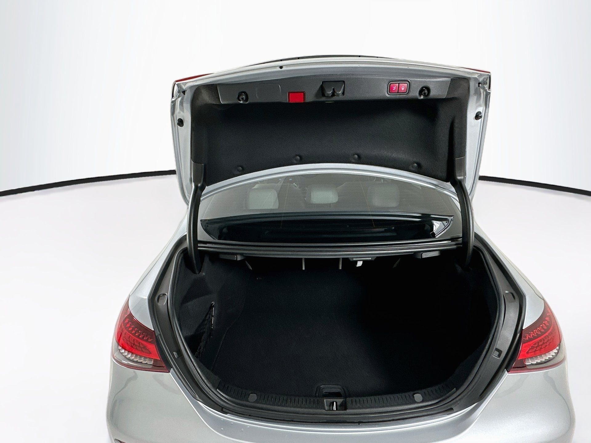 Used 2021 Mercedes-Benz E 450 4MATIC Sedan image 30