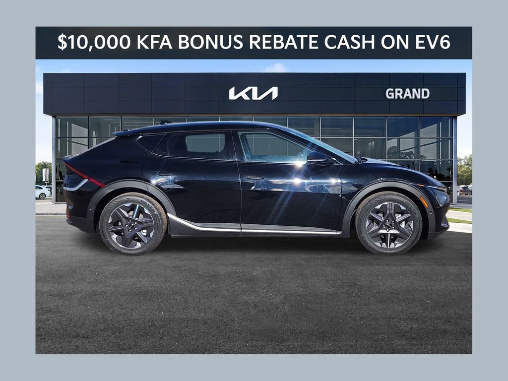 New 2025 Kia EV6 Light w/ Light LR Technology Package