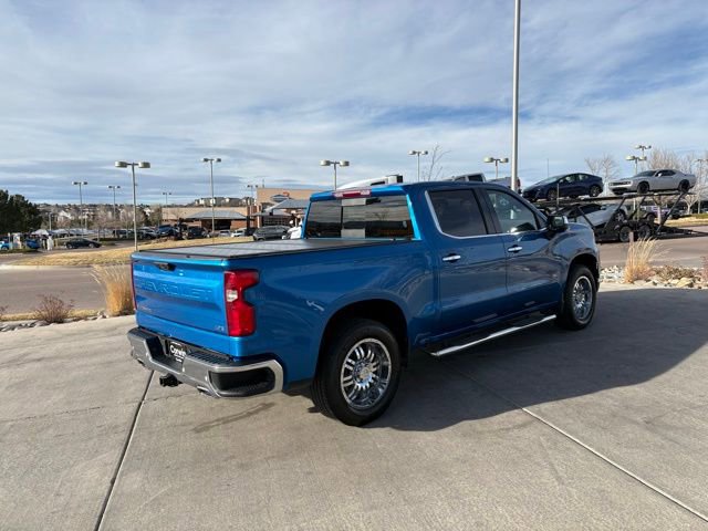 Used 2022 Chevrolet Silverado 1500 LTZ w/ LTZ Convenience Package II AWD/4WD image 9