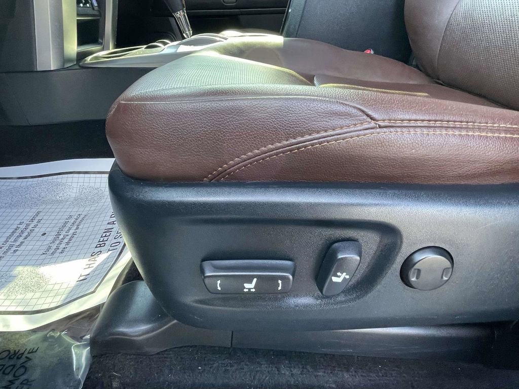 Used 2023 Toyota 4Runner Limited RWD image 22