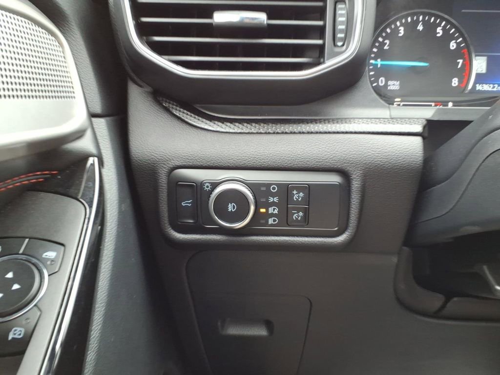 Used 2023 Ford Explorer ST-Line w/ Class IV Trailer Tow Package image 17