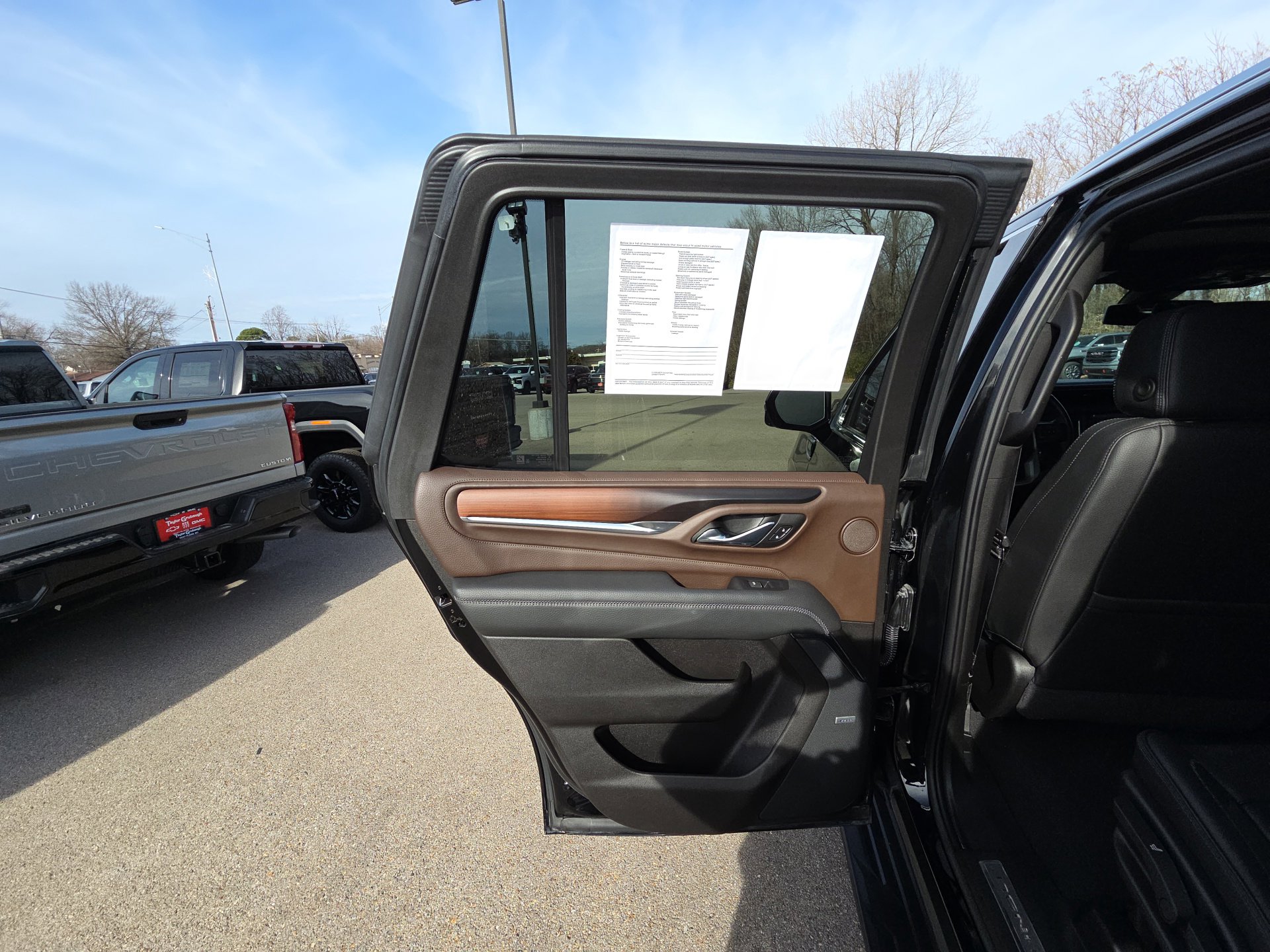 Certified 2021 GMC Yukon Denali image 27