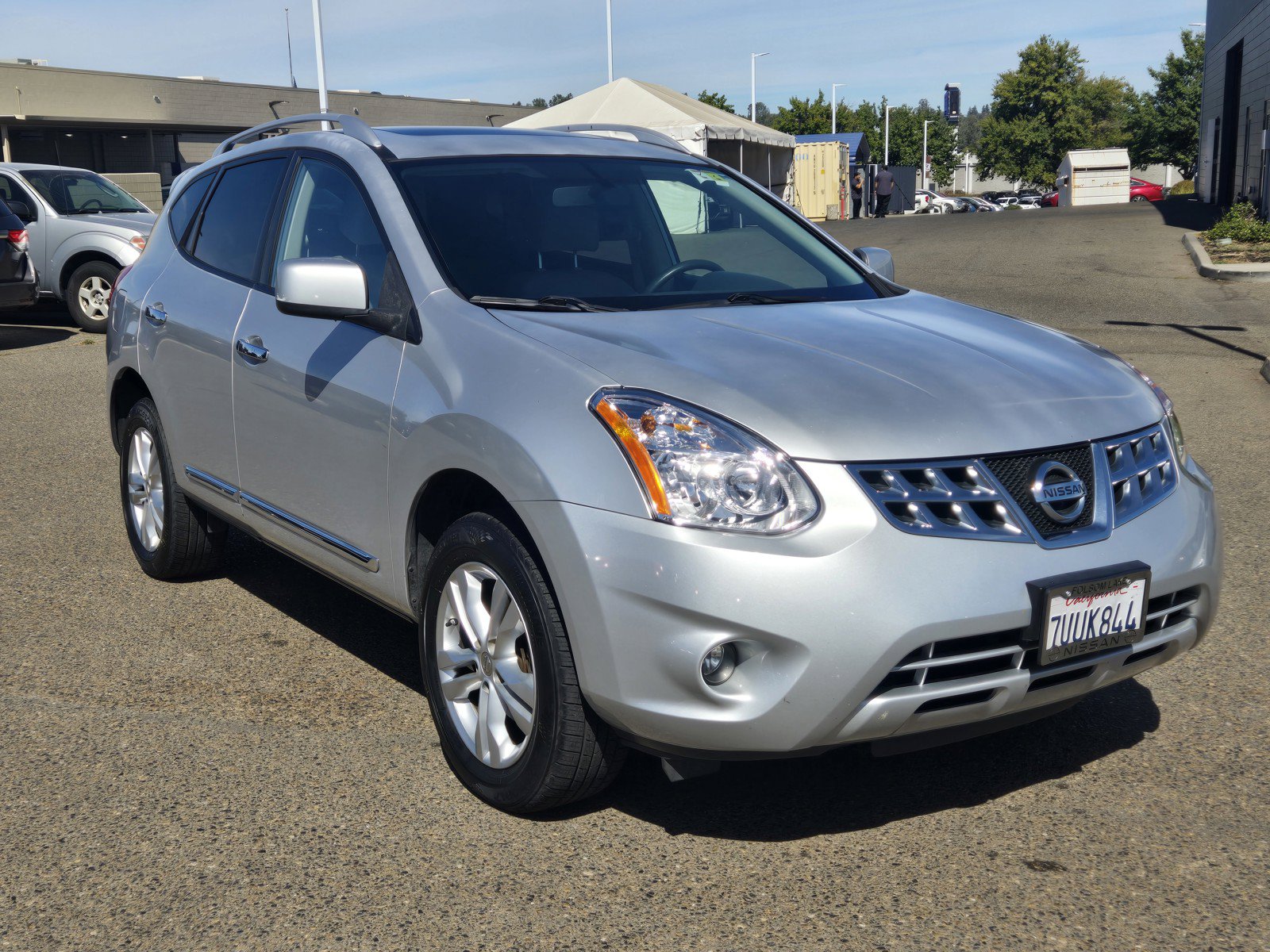 Used 2013 Nissan Rogue SV w/ Premium Pkg AWD/4WD image 1