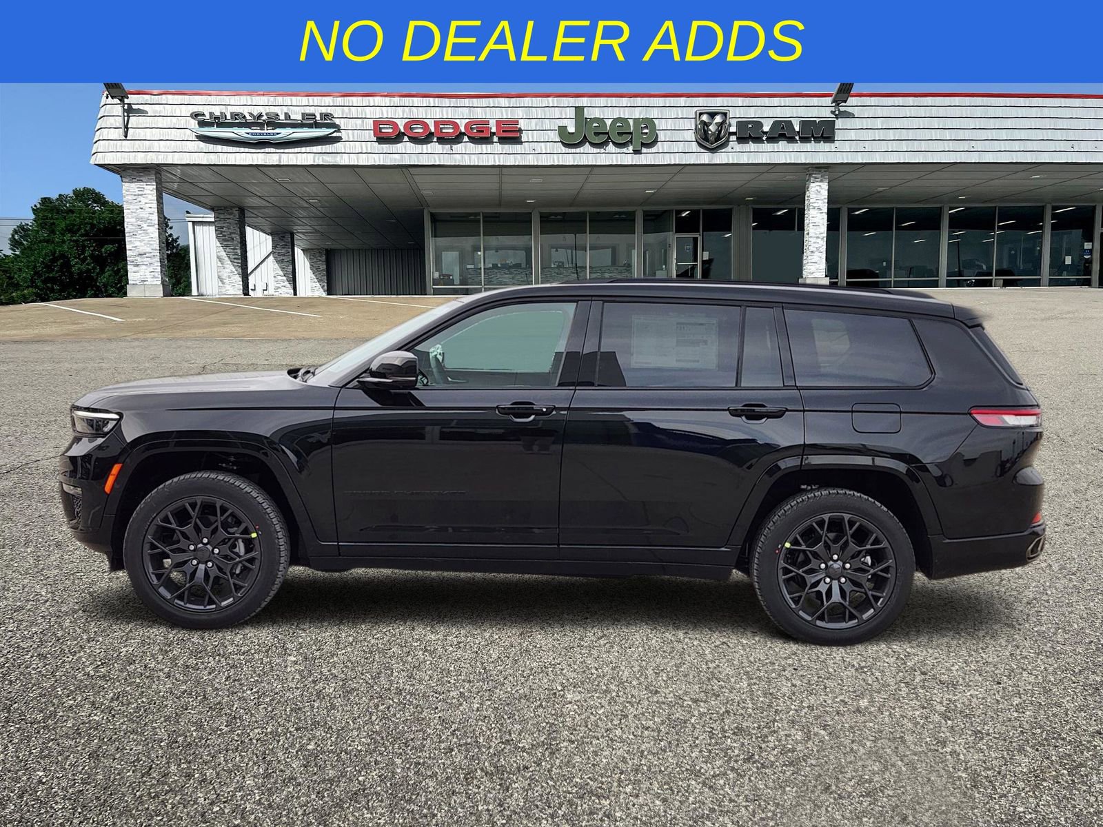 New 2025 Jeep Grand Cherokee L Summit w/ Obsidian Package image 3
