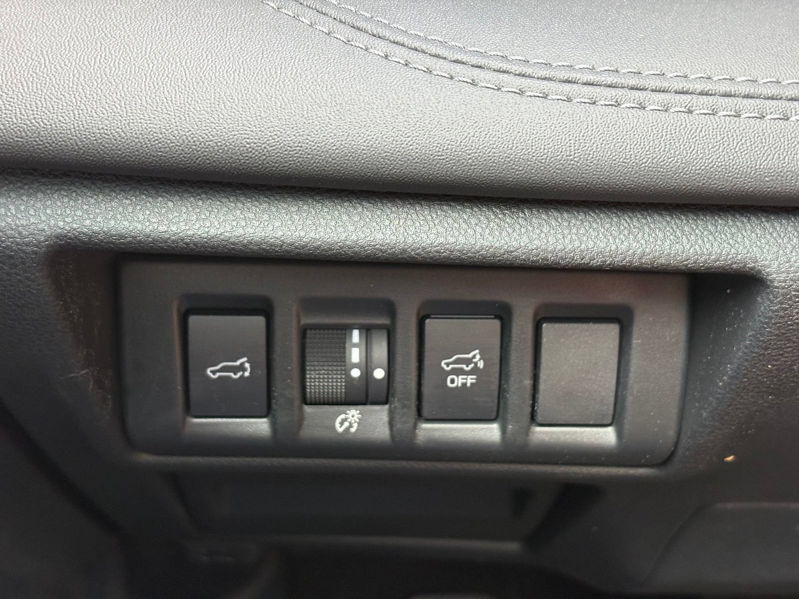 Certified 2024 Subaru Outback Limited XT AWD/4WD image 17