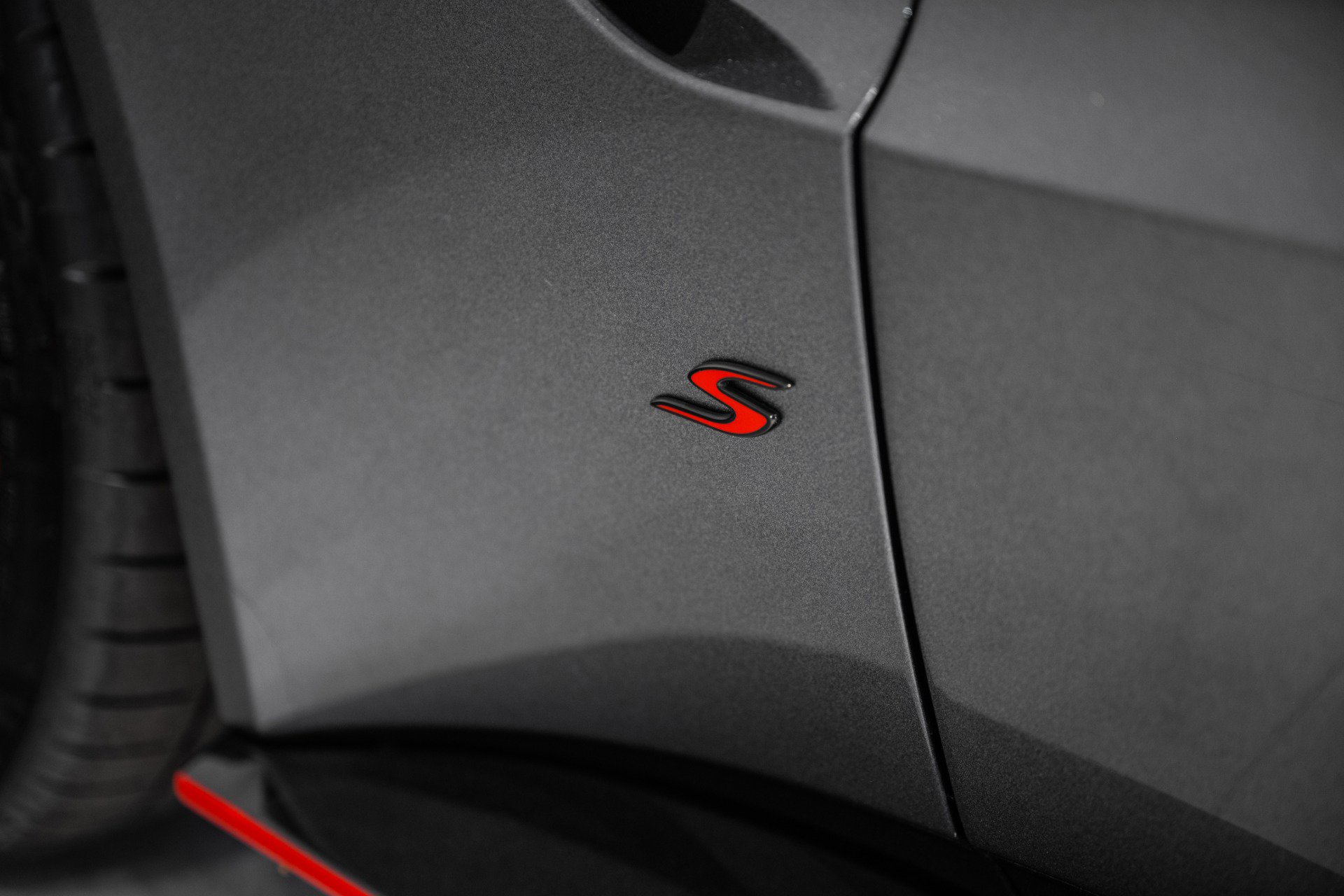 New 2026 Aston Martin V8 Vantage S RWD image 46