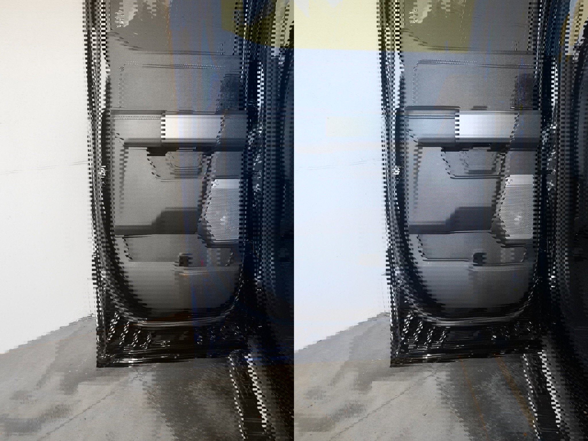 Used 2025 Ford F450 Lariat w/ Chrome Package image 38