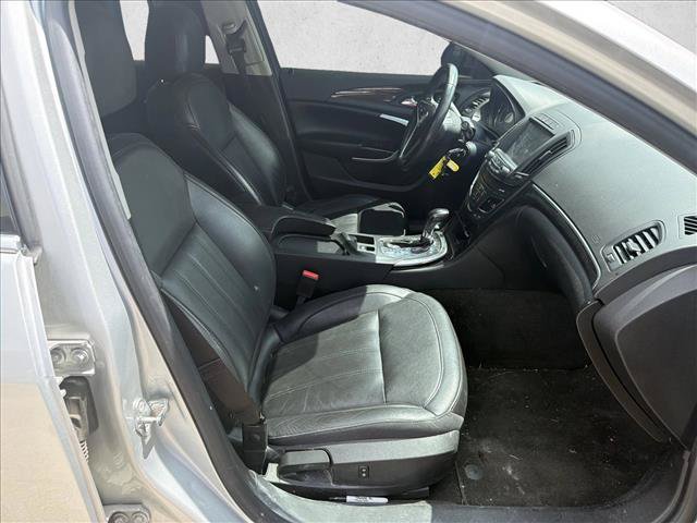 Used 2016 Buick Regal Sport Touring FWD image 21