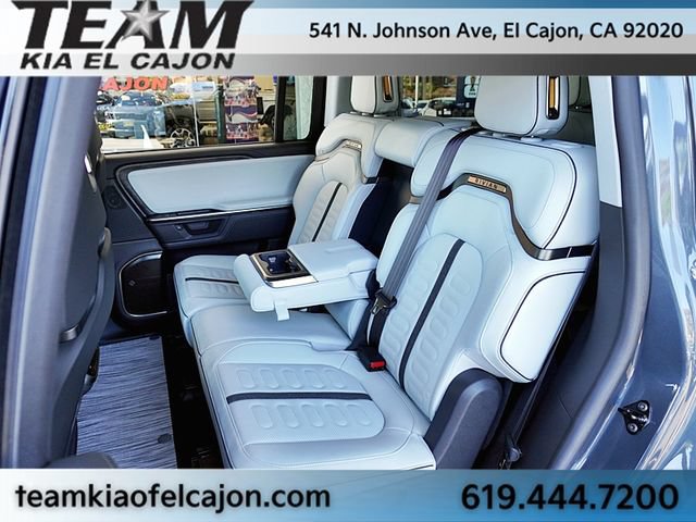 Used 2026 Rivian R1S Adventure AWD/4WD image 20