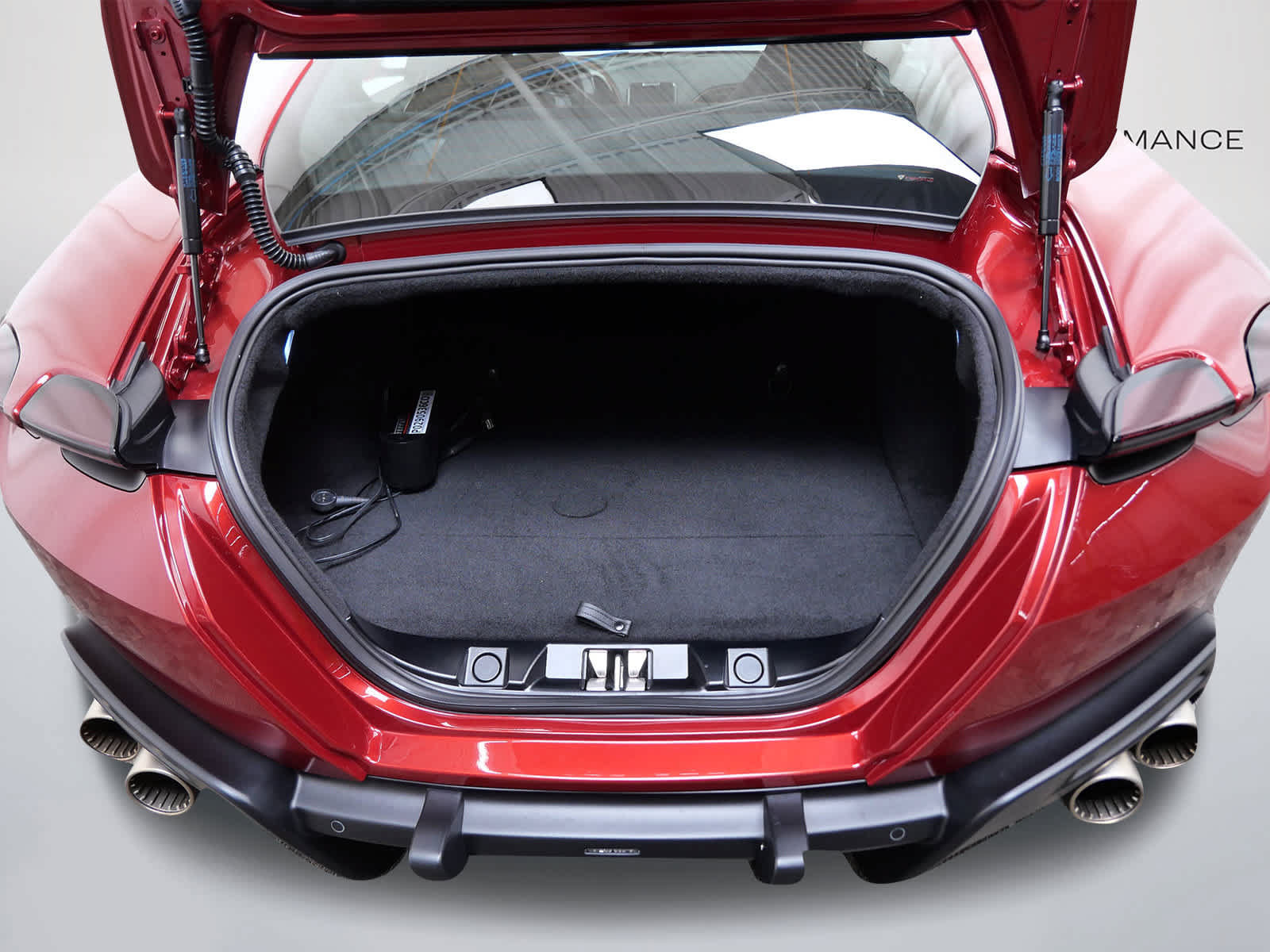 Used 2023 Ferrari Roma RWD image 16