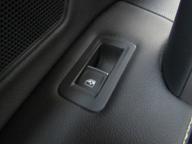 Used 2022 Volkswagen Tiguan SE R-Line FWD image 29