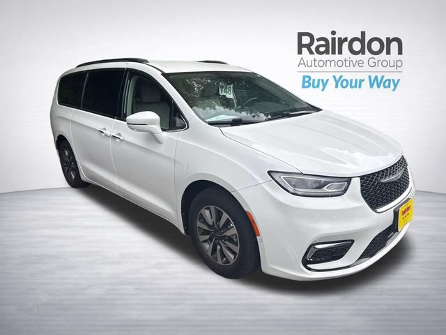 Used 2021 Chrysler Pacifica Touring-L