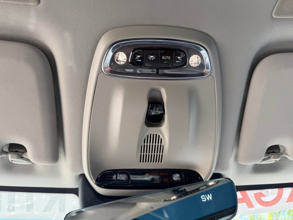 Used 2020 Volvo XC60 T5 Momentum image 28