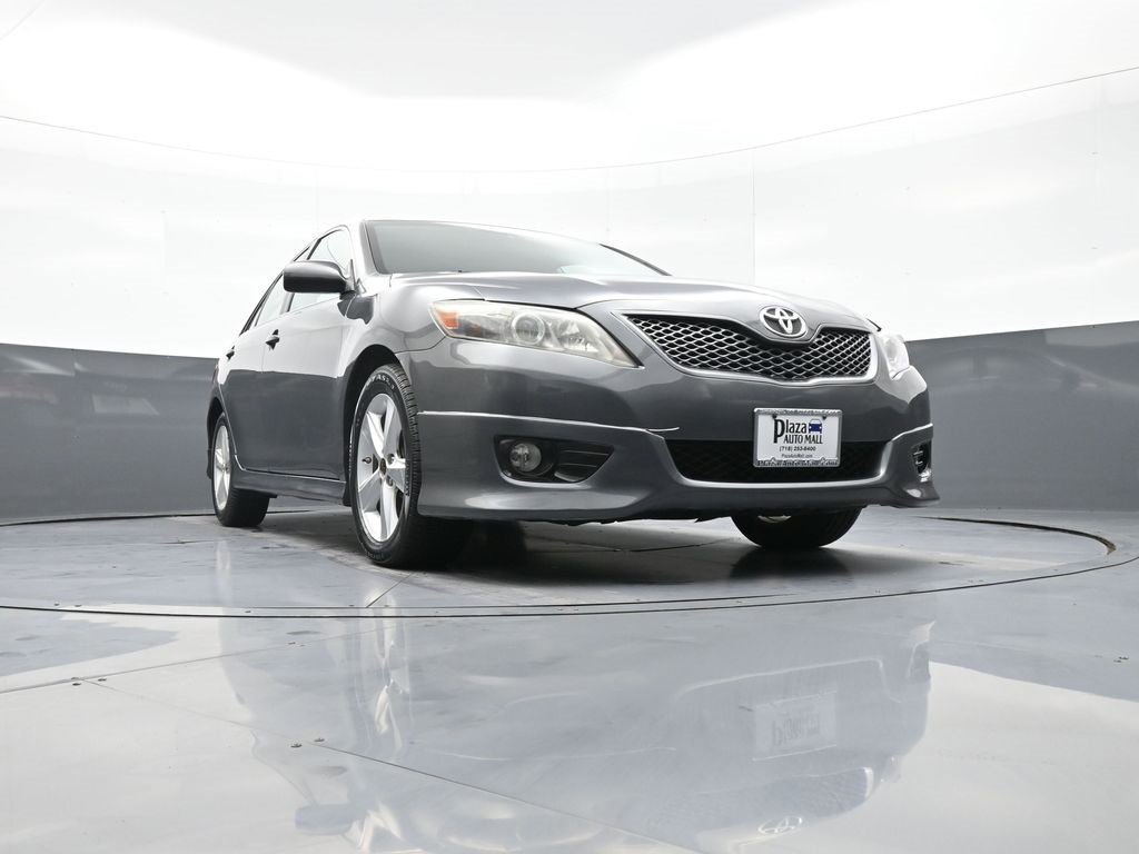 Used 2011 Toyota Camry SE image 28