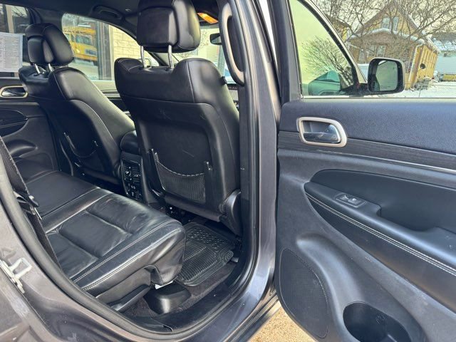 Used 2017 Jeep Grand Cherokee Limited image 29