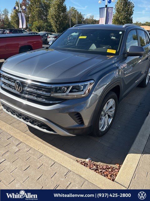 Used 2020 Volkswagen Atlas Cross Sport SE w/ Panoramic Sunroof Package