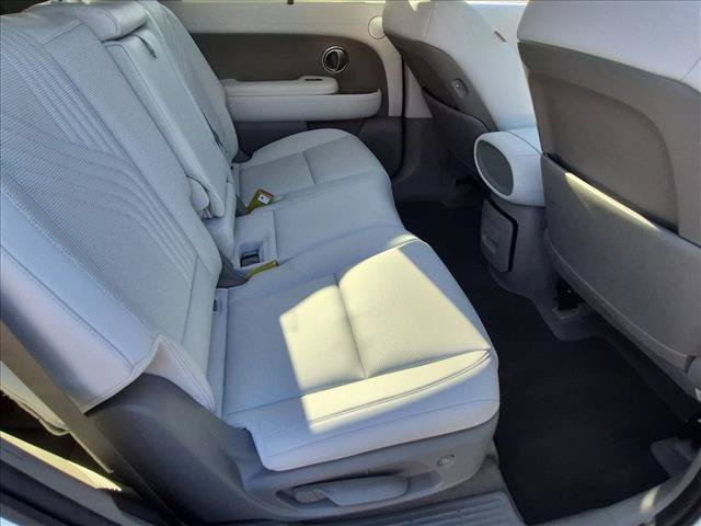 Used 2026 Hyundai Palisade SEL FWD image 21