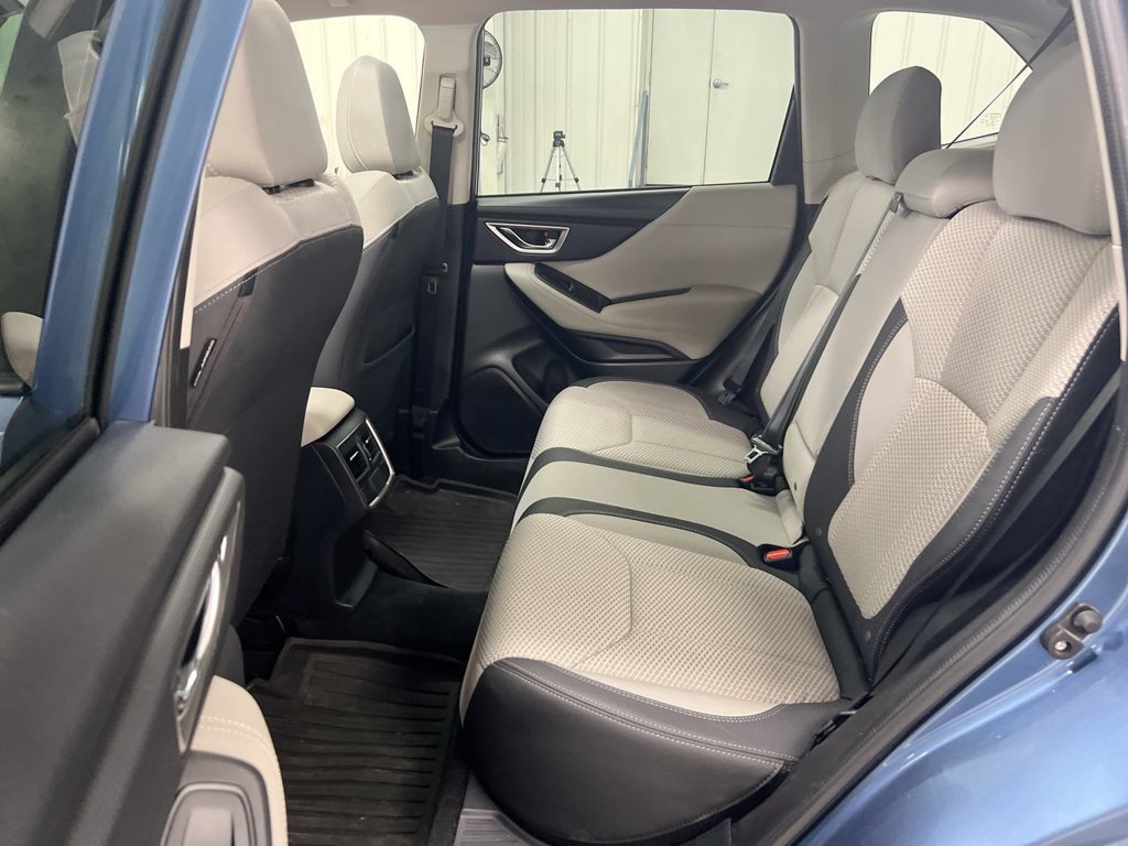Used 2020 Subaru Forester Premium AWD/4WD image 23