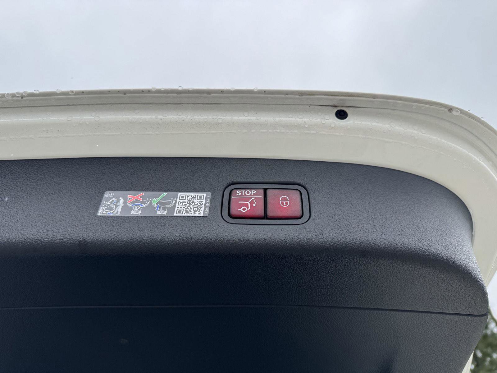 Certified 2025 Mercedes-Benz GLC 300 image 22