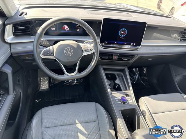 Used 2025 Volkswagen Tiguan SE FWD image 7