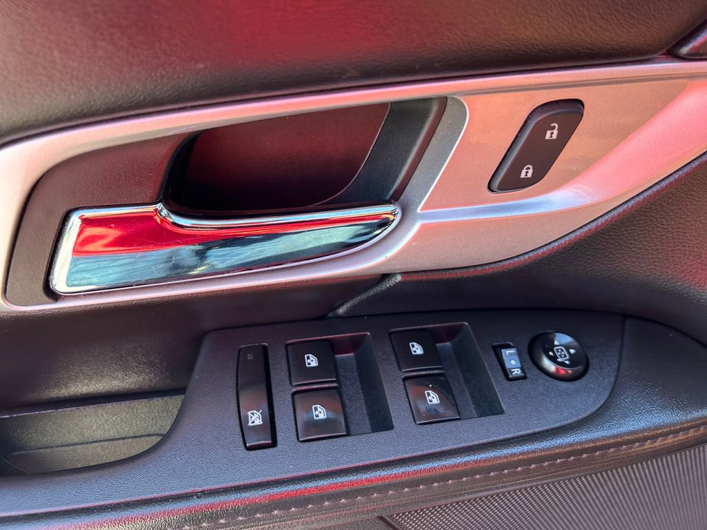 Used 2016 GMC Terrain SLT image 19