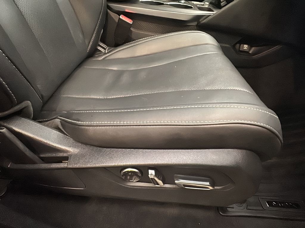 Used 2024 Acura MDX SH-AWD w/ Technology Package image 20