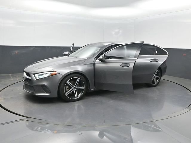 Used 2021 Mercedes-Benz A 220 4MATIC w/ Premium Package image 35