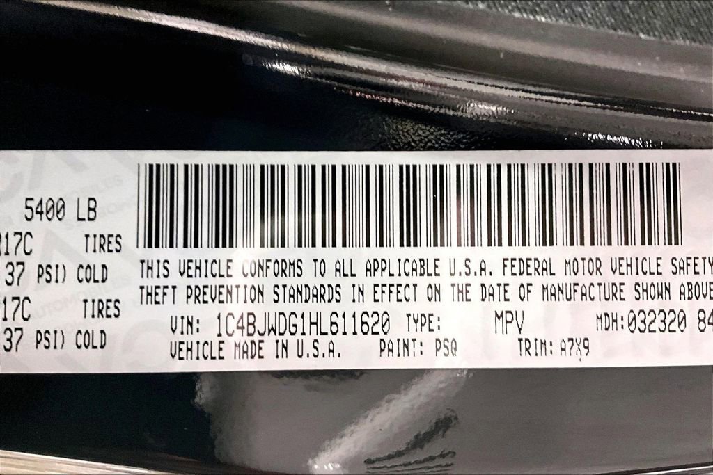 Used 2017 Jeep Wrangler Unlimited Willys image 18