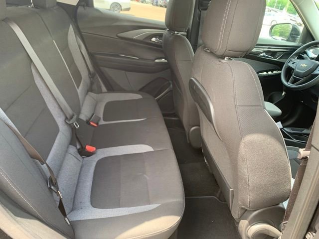 Used 2025 Chevrolet TrailBlazer LT AWD/4WD image 30