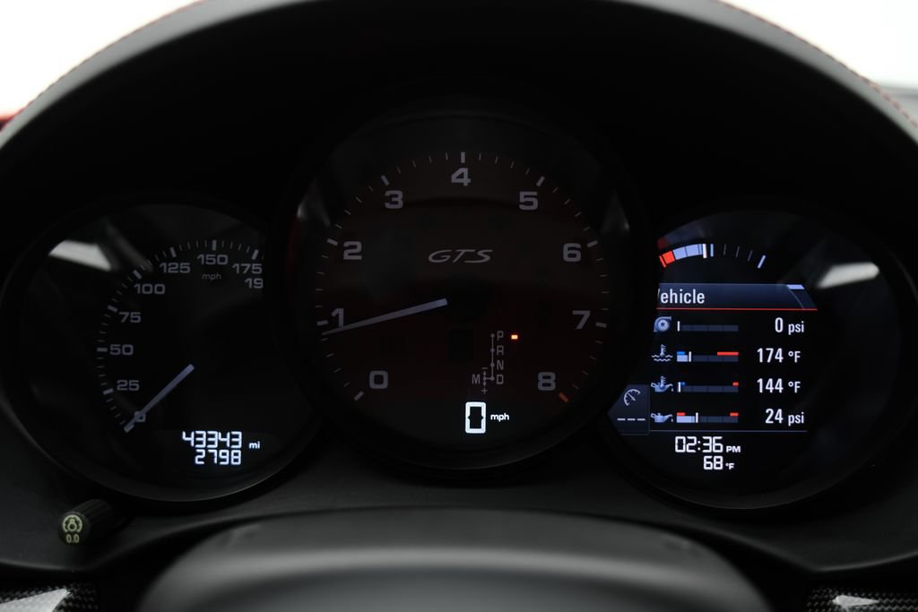 Used 2019 Porsche 718 Cayman GTS RWD image 25