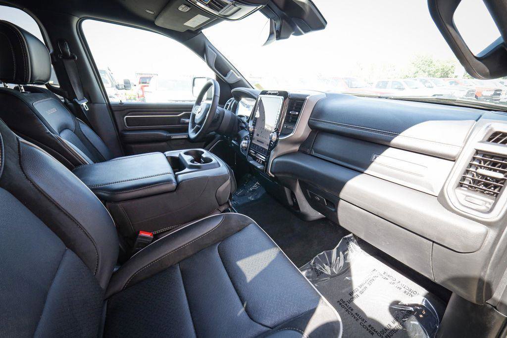 Used 2025 RAM 1500 Laramie image 22