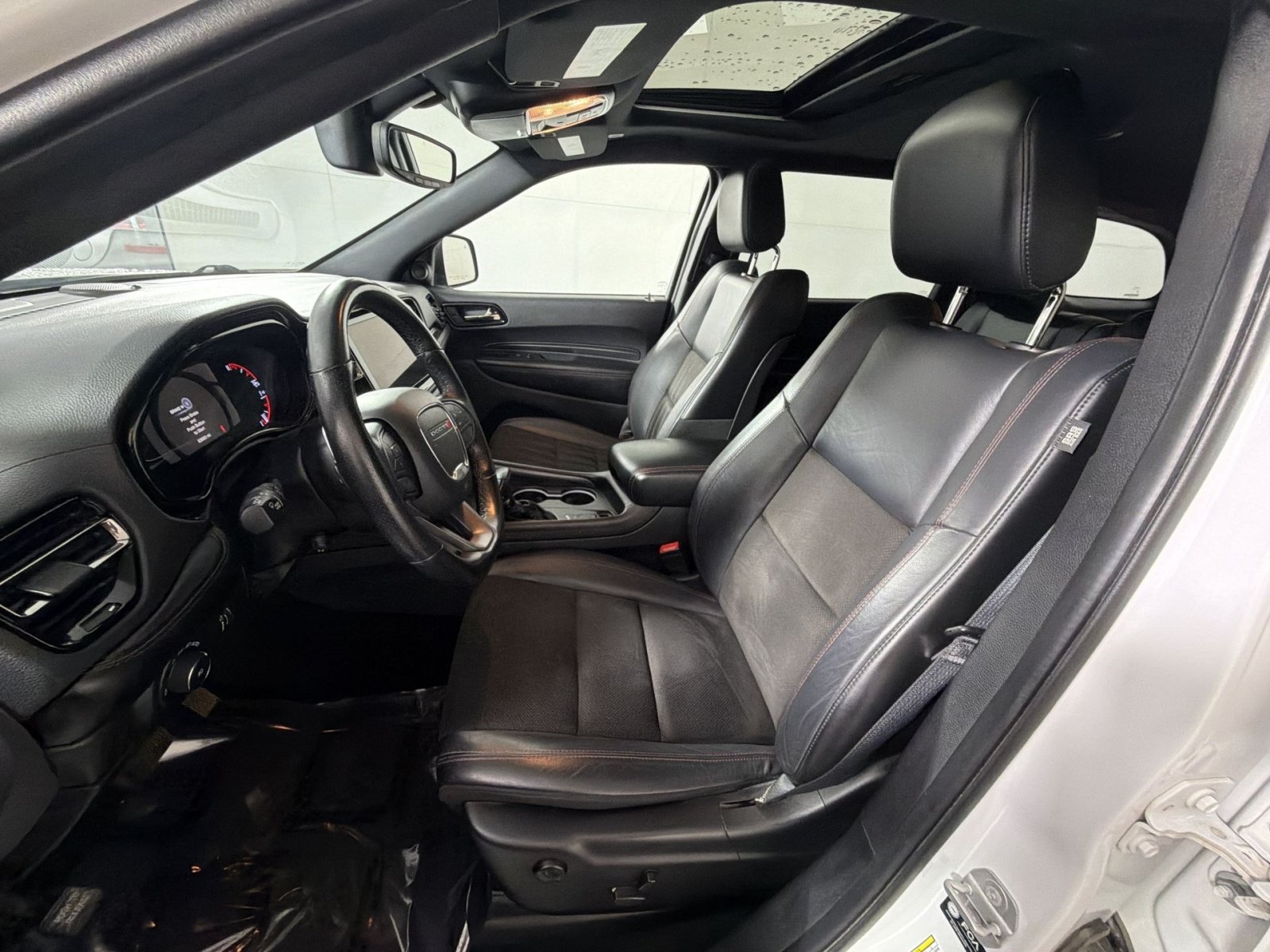 Used 2022 Dodge Durango R/T w/ Blacktop Package AWD/4WD image 13
