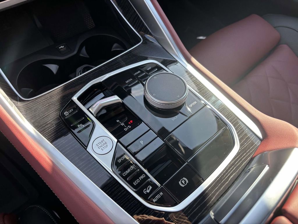 New 2026 BMW X6 xDrive40i w/ Premium Package image 24