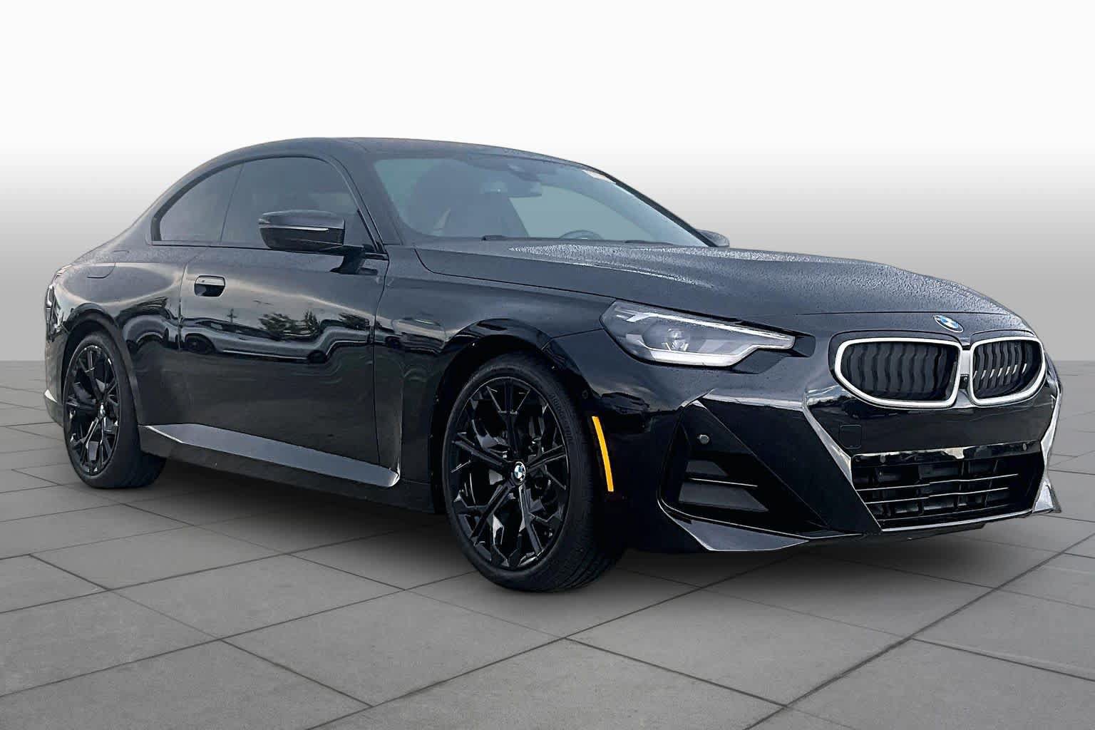 Used 2025 BMW 230i xDrive Coupe w/ M Sport Package AWD/4WD image 3