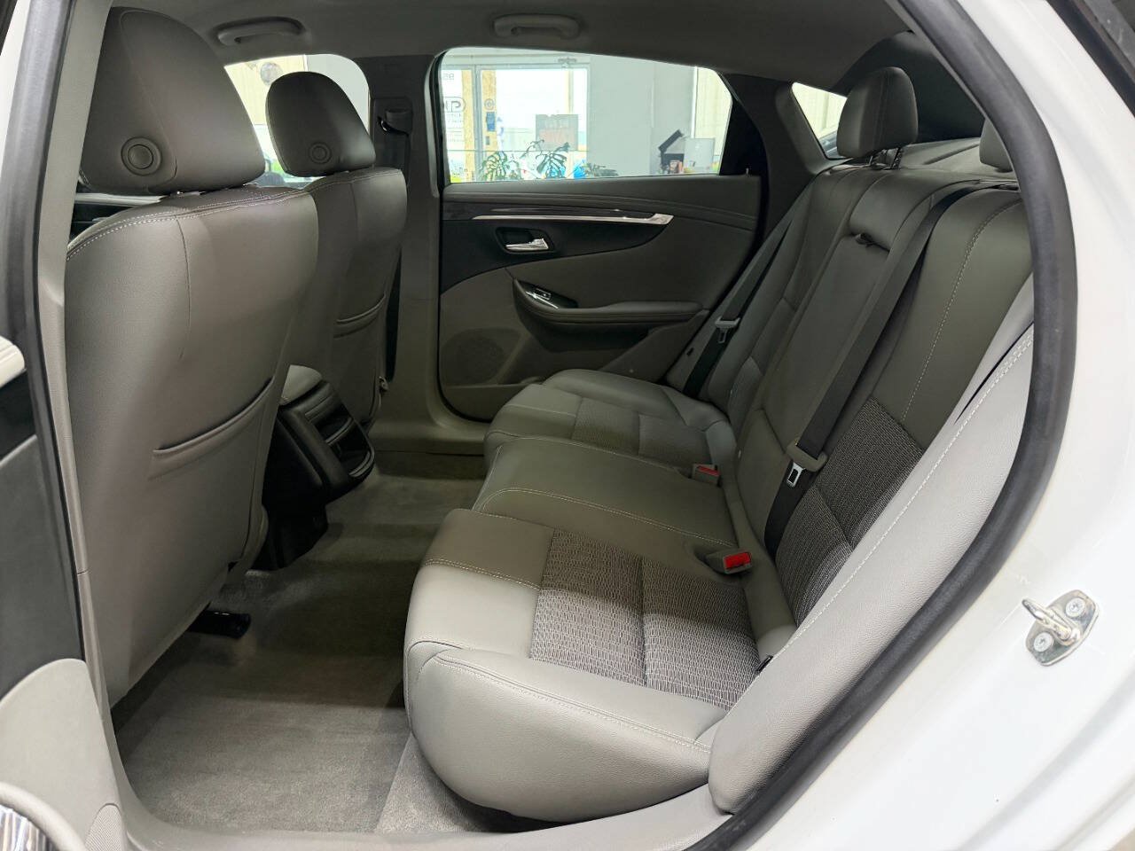 Used 2018 Chevrolet Impala LS FWD image 13