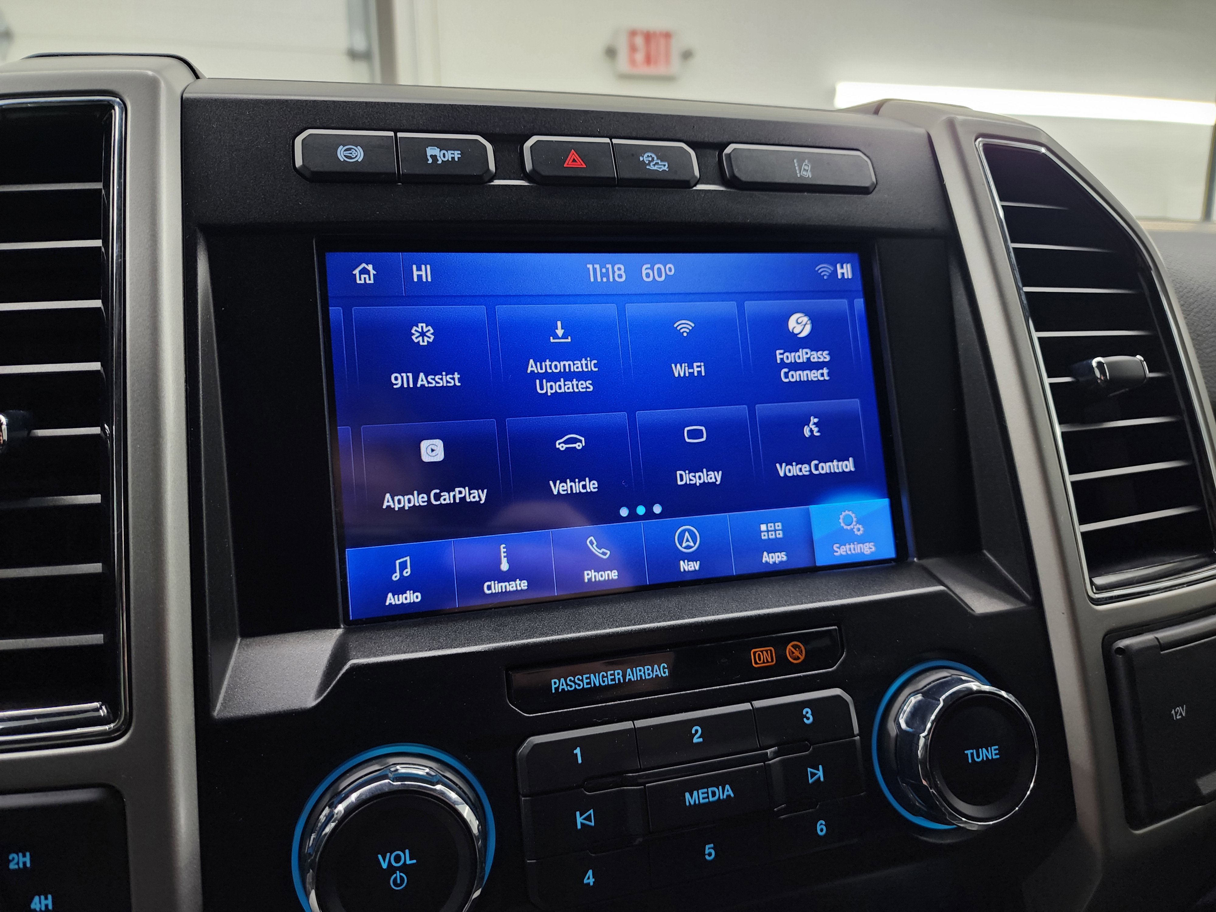 Used 2021 Ford F350 Lariat image 54