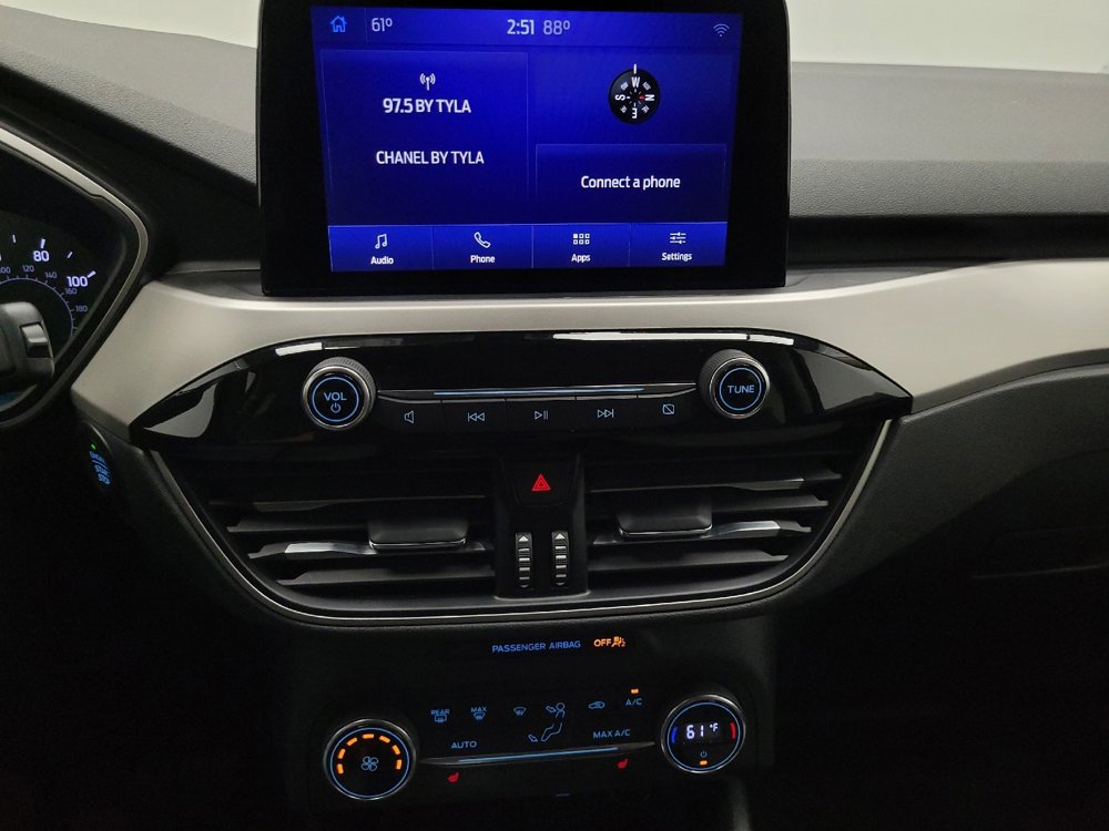 Used 2020 Ford Escape SE FWD image 25