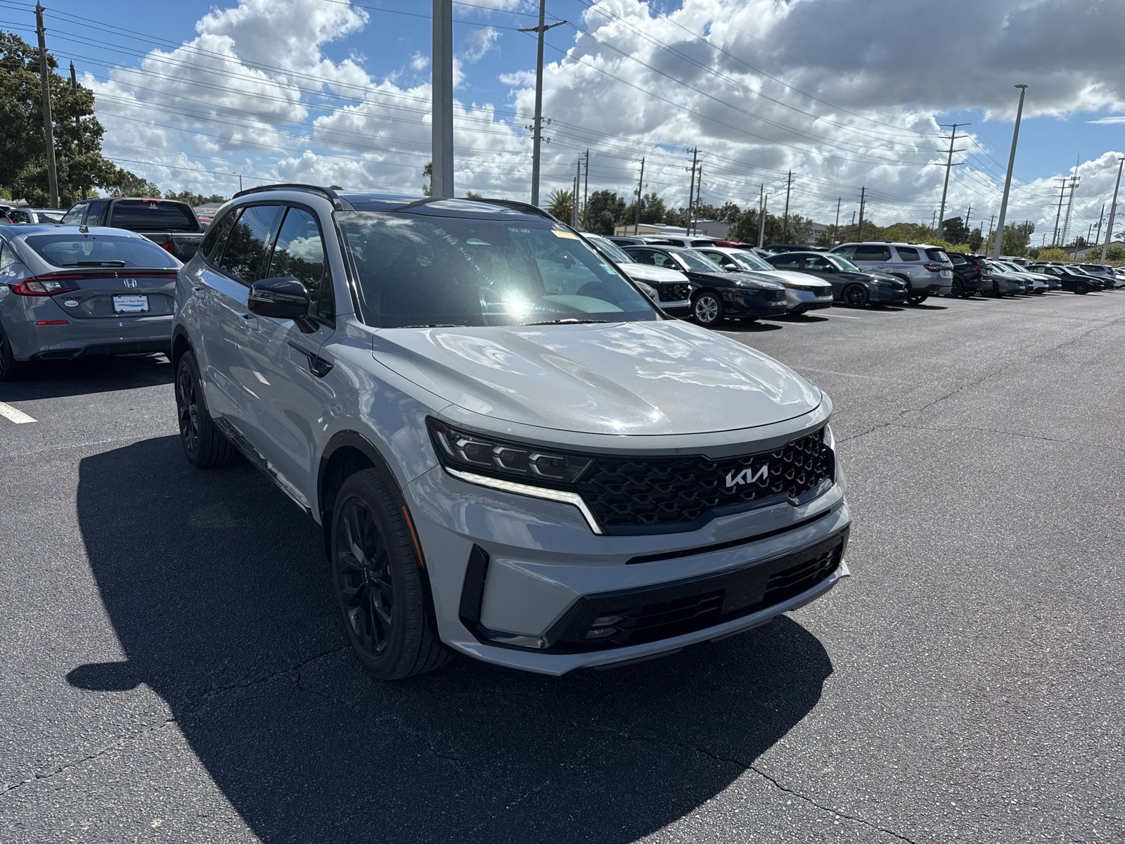 Used 2023 Kia Sorento SX