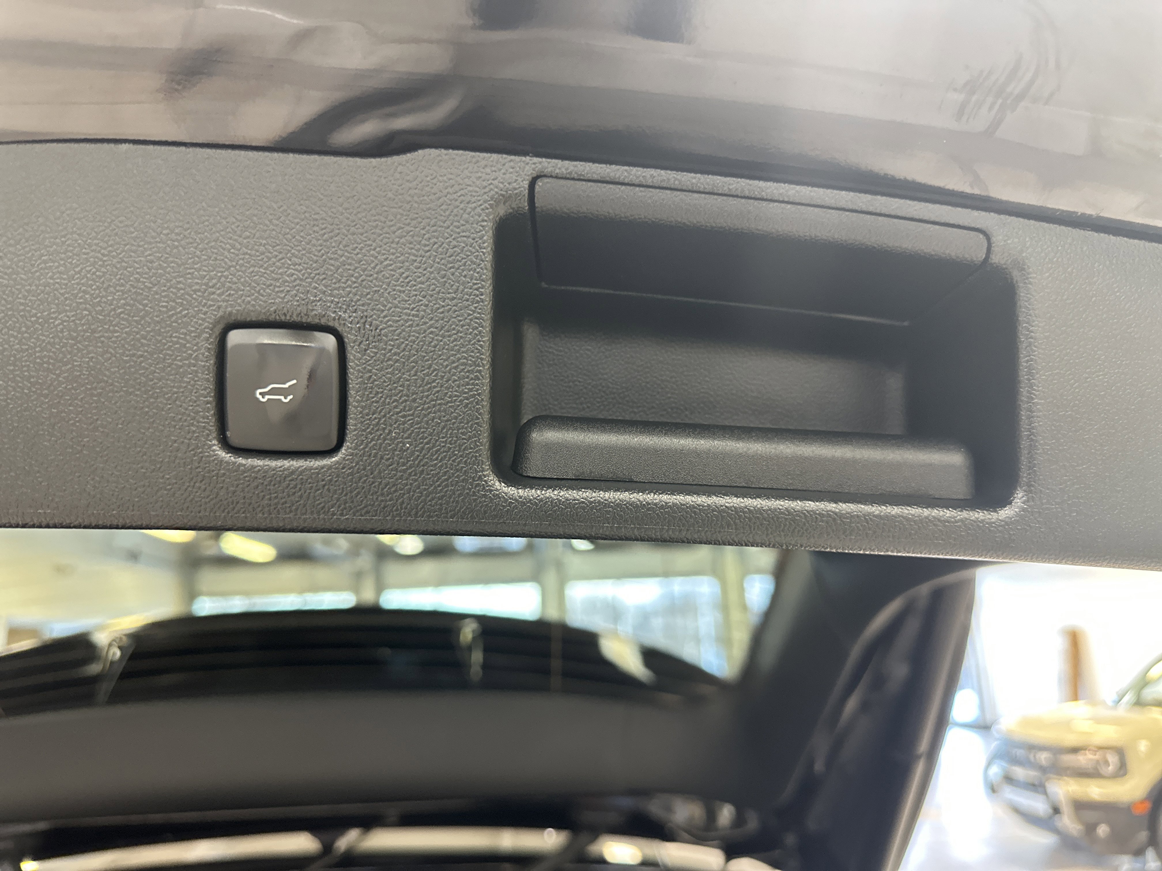 Used 2023 Ford Escape Active image 28