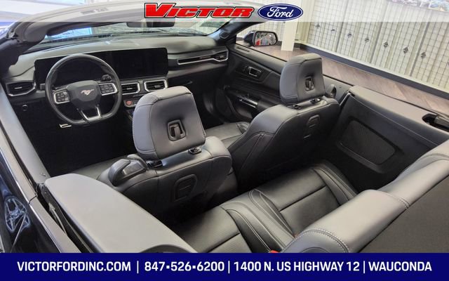 Used 2025 Ford Mustang Premium image 18