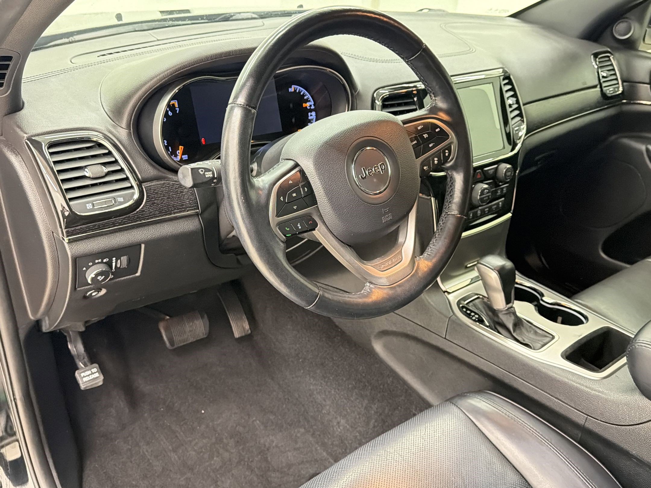 Used 2021 Jeep Grand Cherokee High Altitude RWD image 4