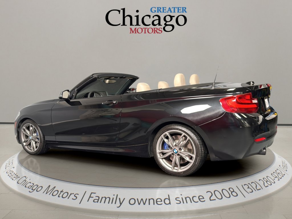 Used 2016 BMW M235i Convertible image 6