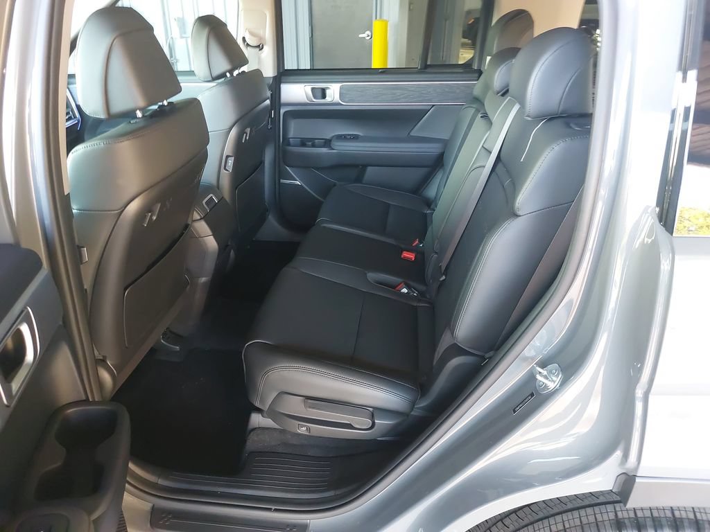 New 2026 Hyundai Santa Fe Limited FWD image 15