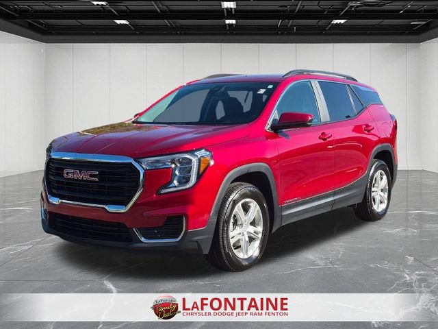 Used 2024 GMC Terrain SLE w/ Driver Convenience Package