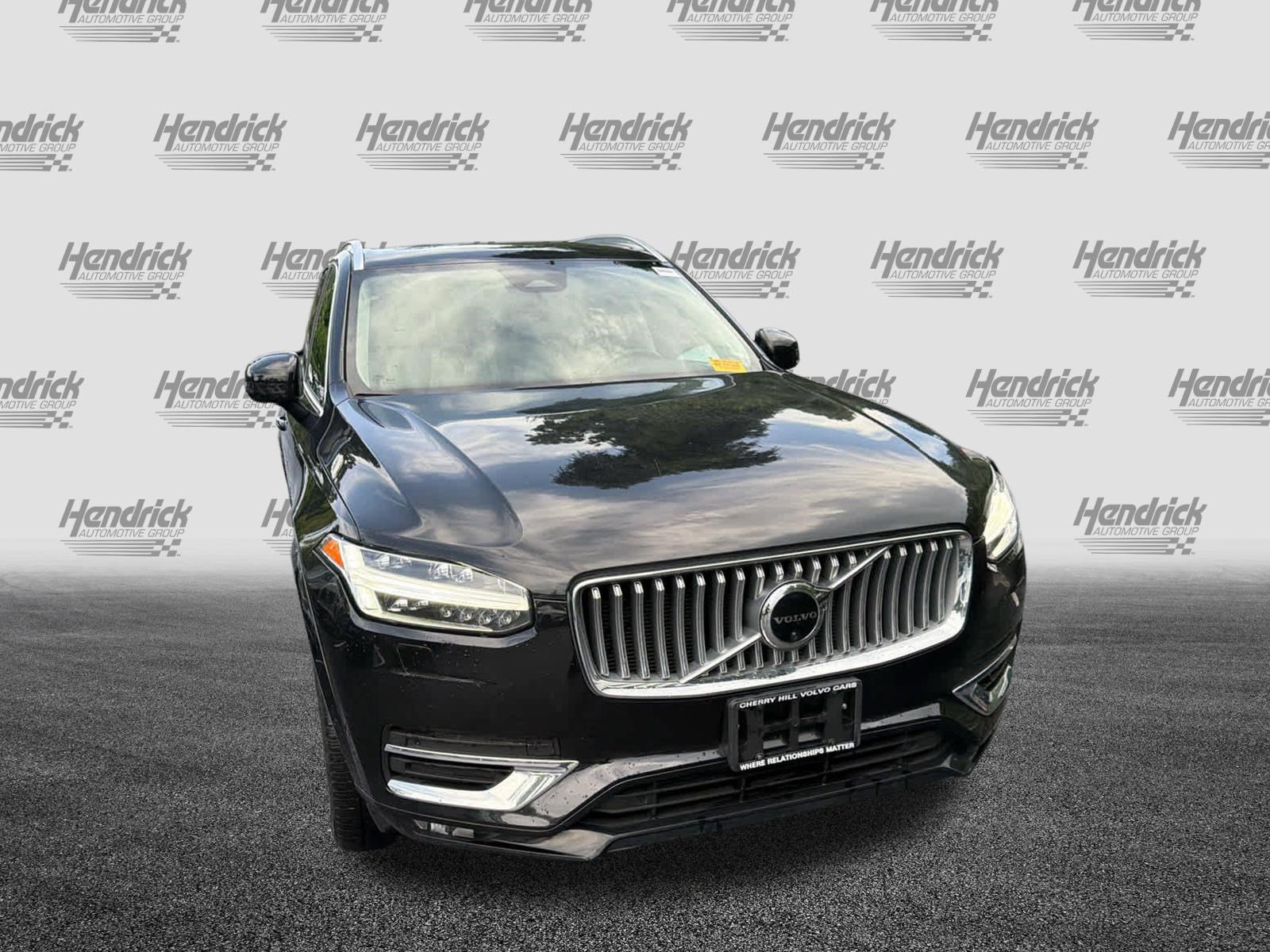 Used 2023 Volvo XC90 B5 Plus w/ Protection Package Premier AWD/4WD image 3