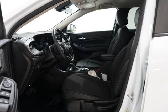 Used 2025 Buick Encore GX Preferred image 16