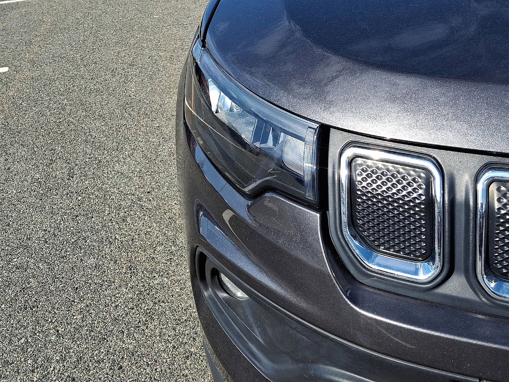 Certified 2022 Jeep Compass Latitude image 27