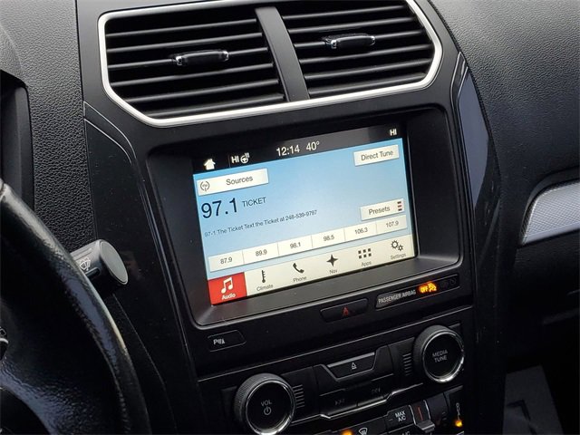 Used 2017 Ford Explorer XLT w/ Equipment Group 202A image 13