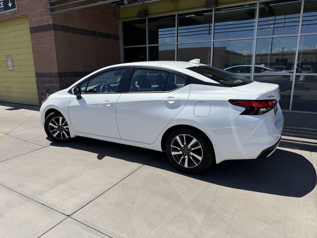 Used 2025 Nissan Versa SV w/ Trunk Package FWD image 5