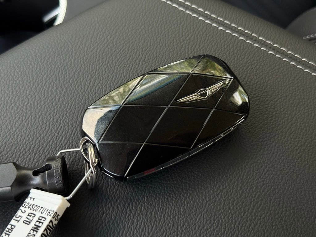 Used 2026 Genesis G70 2.5T Prestige RWD image 36